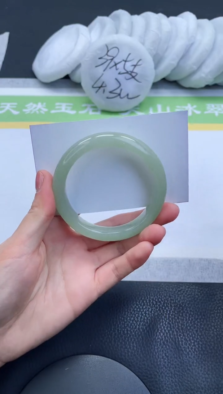 【闪购商品】石英质玉手镯未镶嵌A237-56+