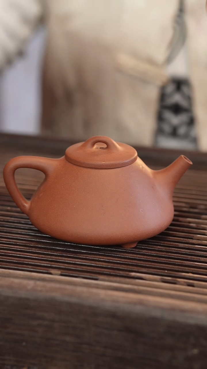 茶壶紫砂子冶石瓢 半手工 210cc