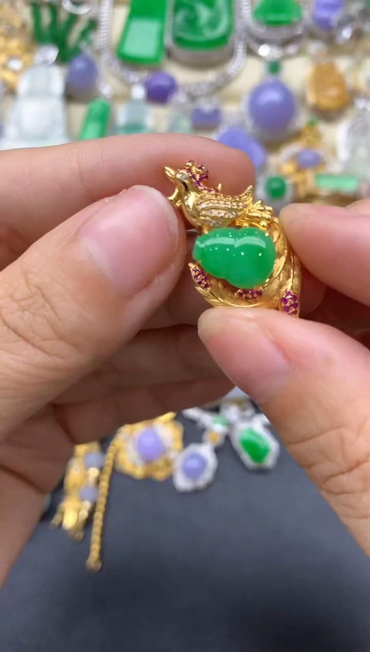 【闪购商品】翡翠颈饰18K金镶嵌540中国好珍宝