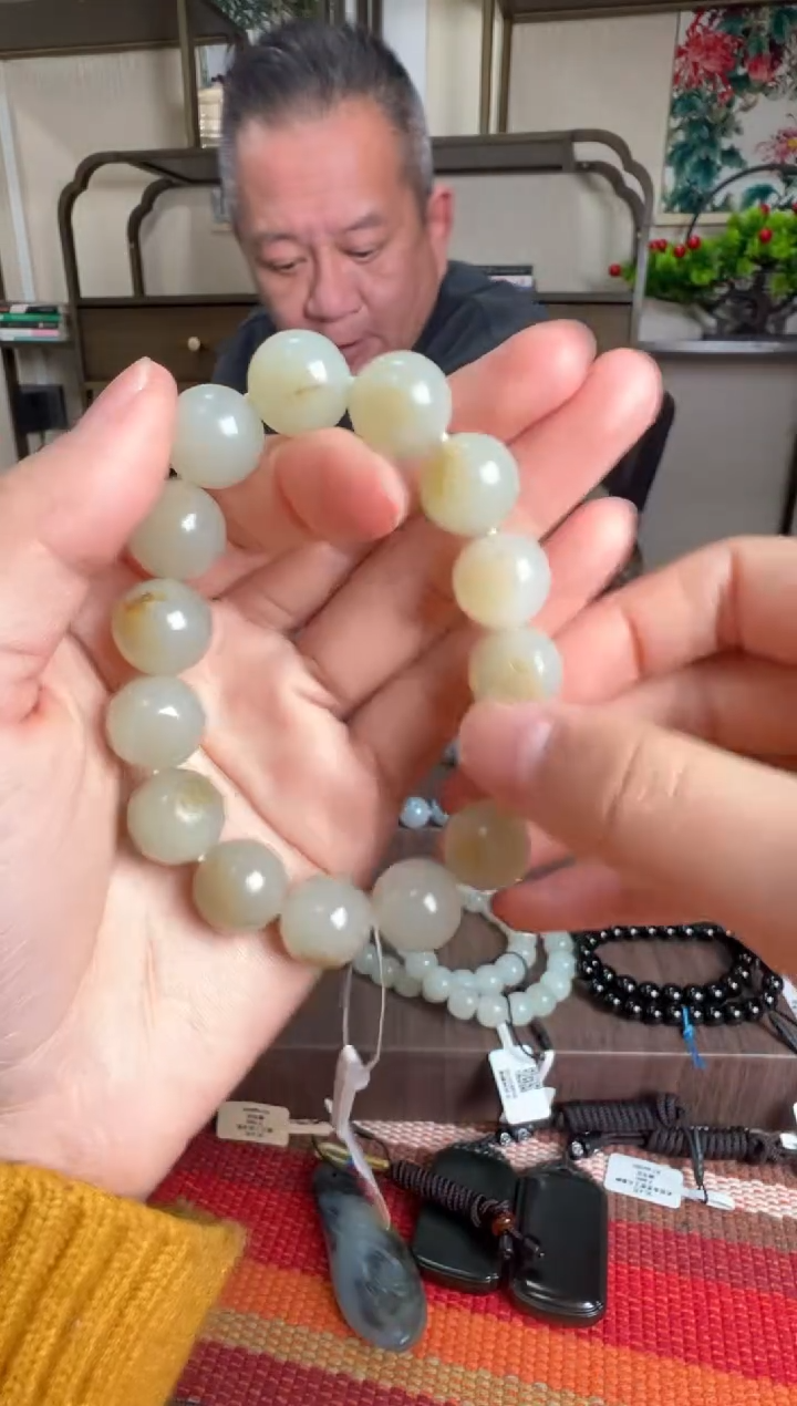 未镶嵌手链和田玉（子料）和田玉子料手串卡14