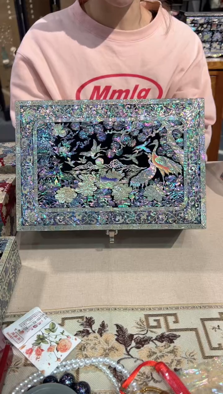 【闪购商品】鱼锁满贝底弘贝雅螺钿漆器文化馆