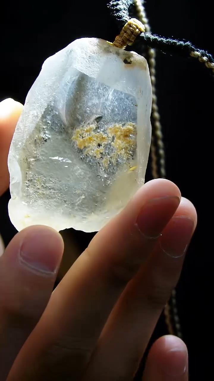 吊坠(赠链)未镶嵌水晶水晶