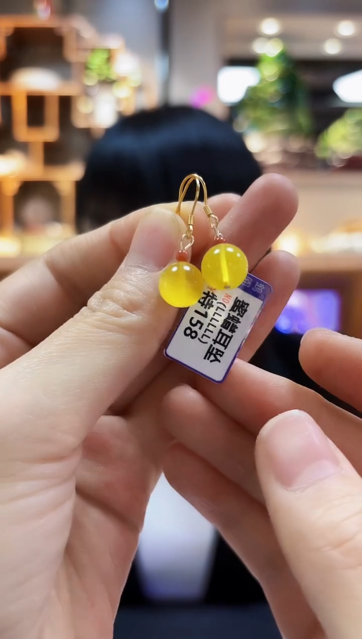【闪购商品】蜜蜡耳饰银S925镶嵌耳饰9+