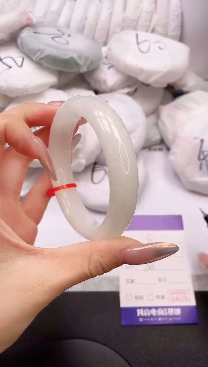 【闪购商品】和田玉手镯未镶嵌27K08-58