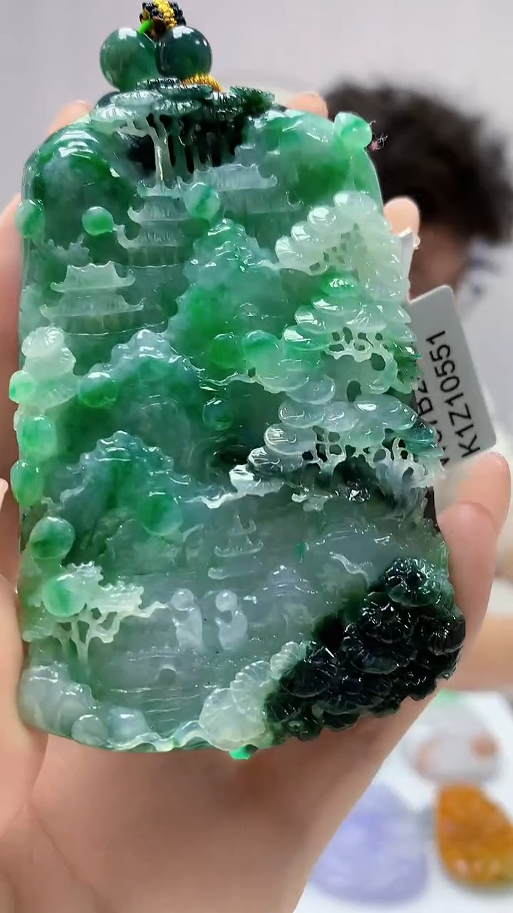 【闪购商品】定制翡翠未镶嵌4688DD-毛货挂件赠珠链4