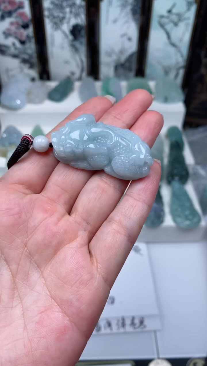 【闪购商品】翡翠颈饰未镶嵌吊坠