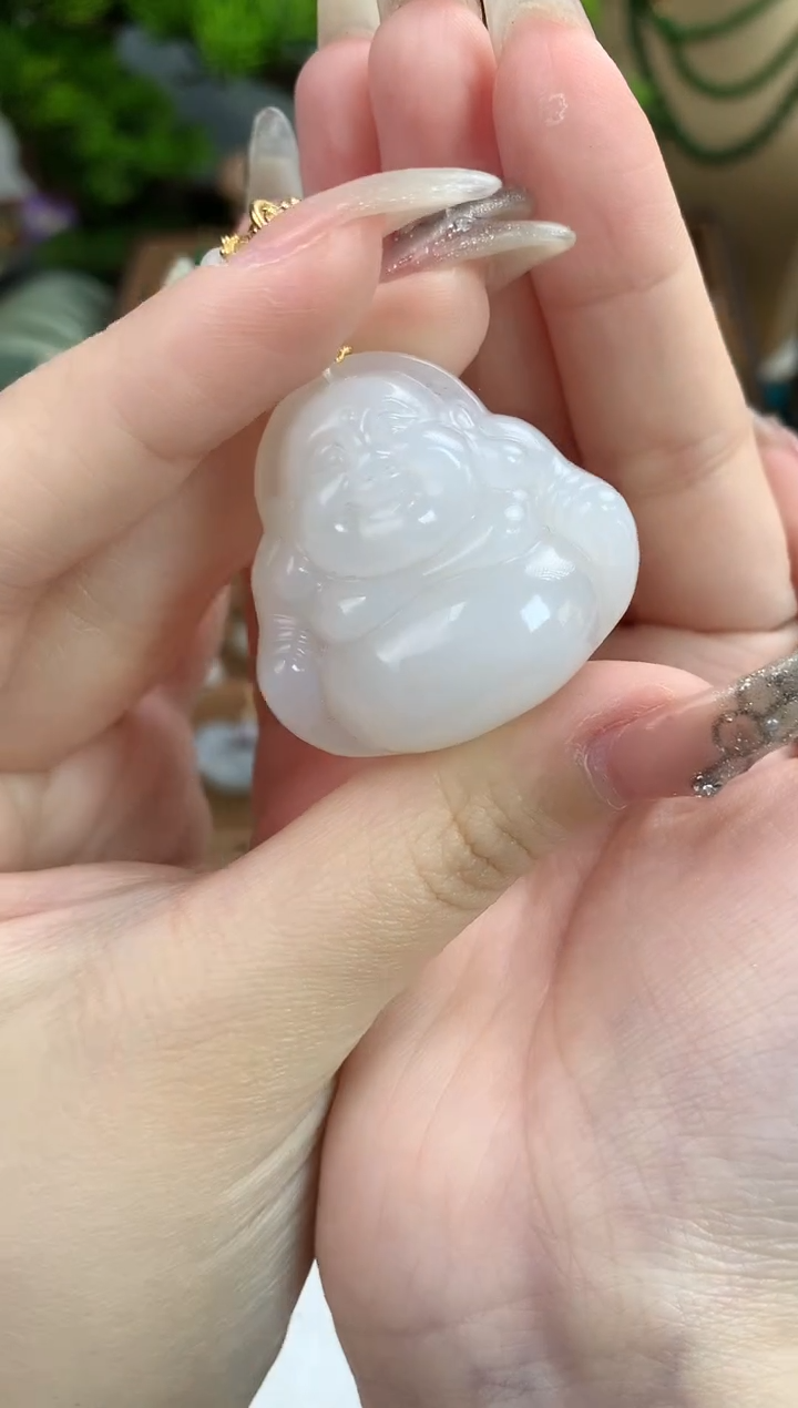 和田玉未镶嵌颈饰吊坠