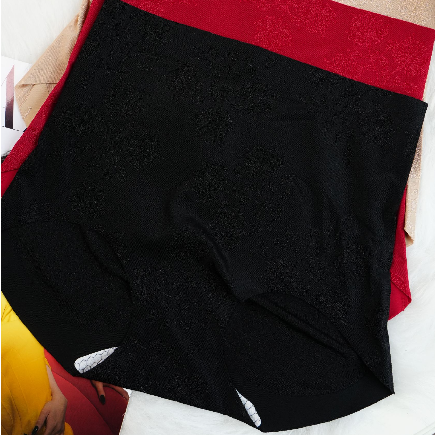 【赠品】体雕衣配套女士高档内裤套装