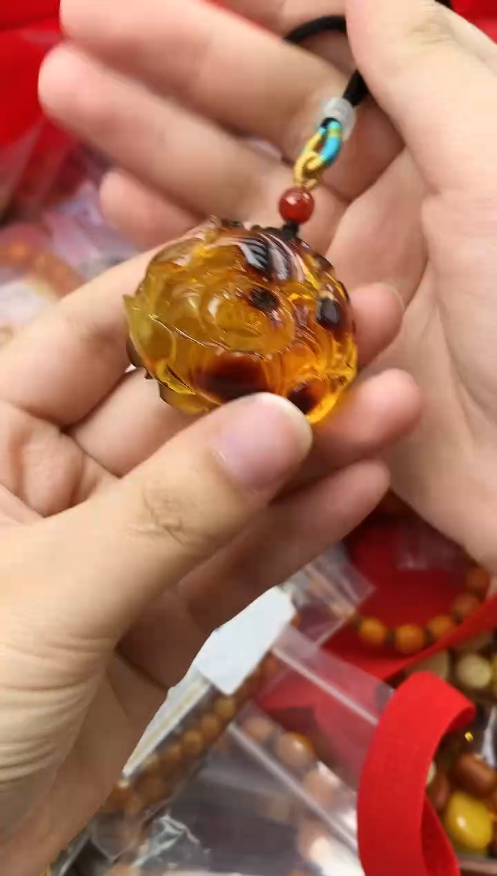 【闪购商品】琥珀珠宝奇石未镶嵌85