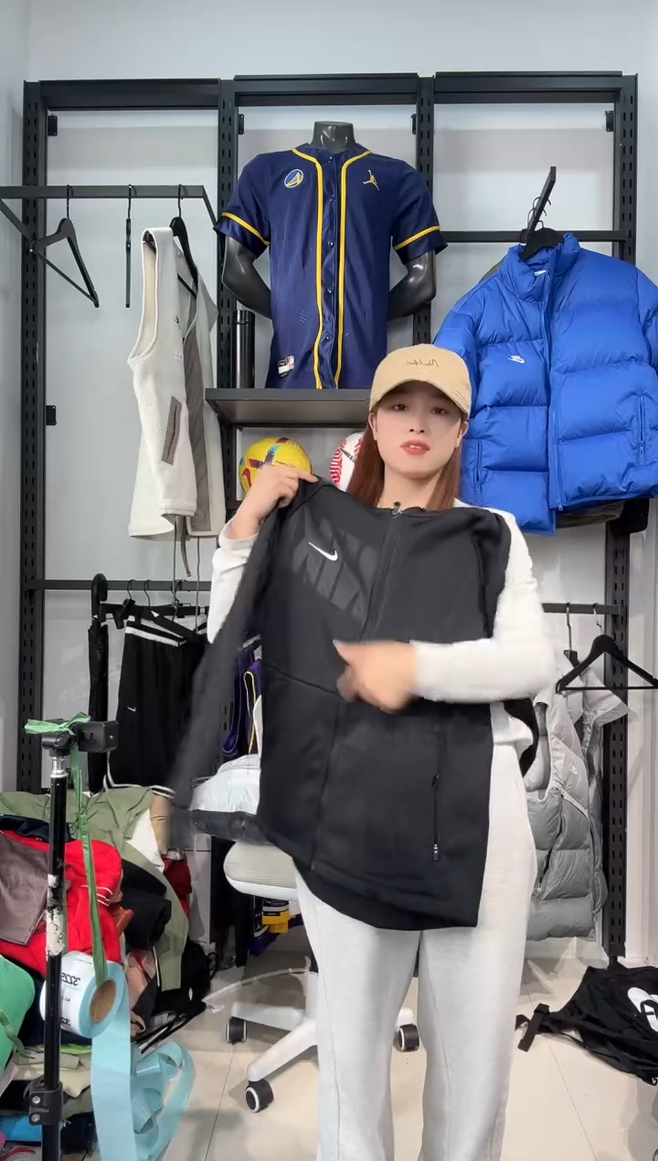 3221闪购编码 Nike/Jordan运动卫衣裤以直播间过款为准 尺码  m