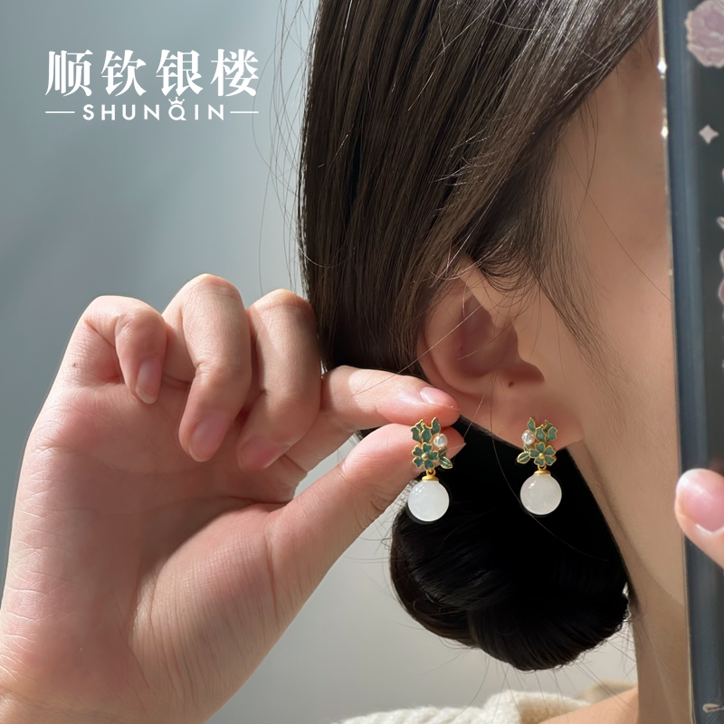 顺钦银楼【香盈耳钉】白玉S925银气质女款民族风