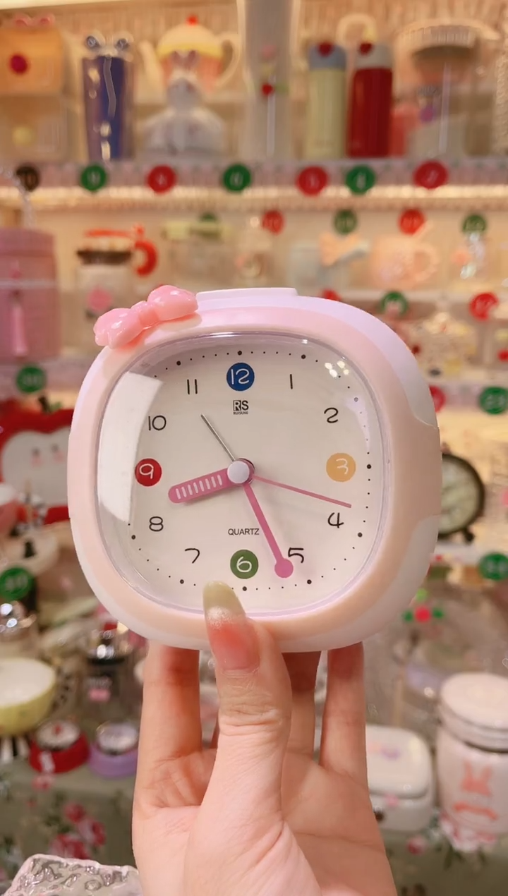 【闪购商品】摆件粉色闹钟品质好，发货快，放心拍