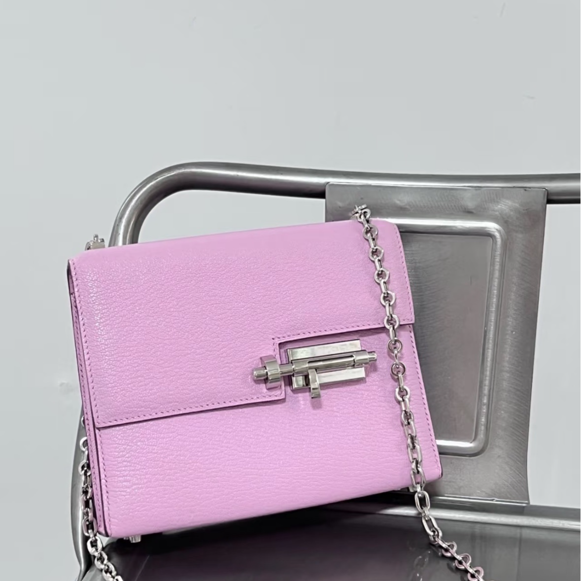 99新 Hermes/爱马仕 【小花念念】插销包 17 锦葵紫 Chevre皮 D刻包