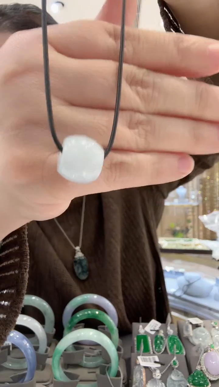 颈饰未镶嵌翡翠【73】多样性发一