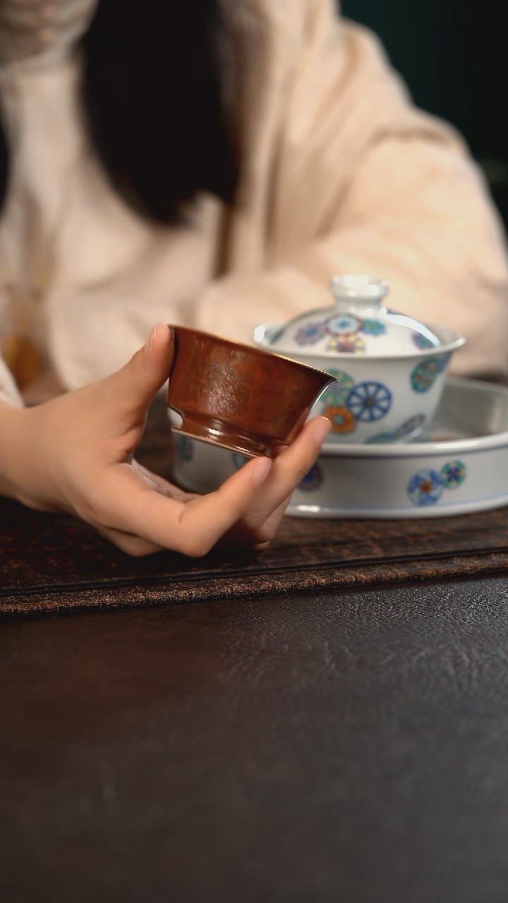 【闪购商品】杯聚澜堂红金花马蹄杯