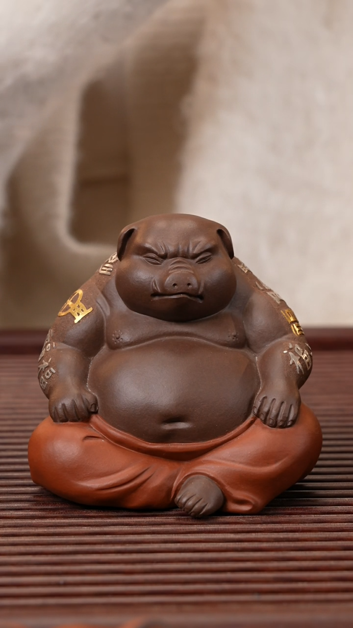 【闪购商品】紫砂茶宠社会猪（描金银）