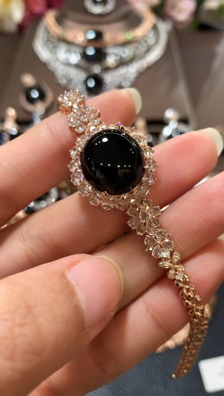 18K金镶嵌手链翡翠幸****?m117  