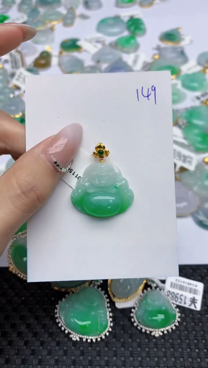 【闪购商品】翡翠颈饰18K金镶嵌天然翡翠A货