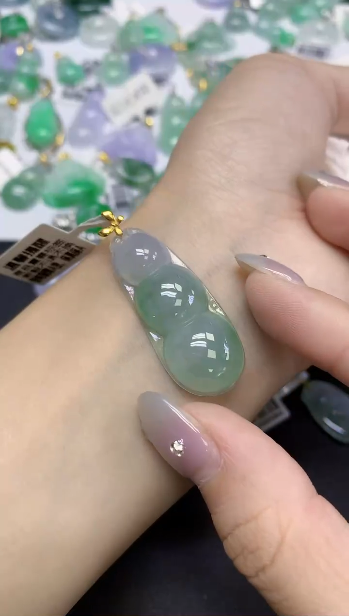 颈饰18K金镶嵌翡翠天然缅甸翡翠A货百元以上9元证书费自理