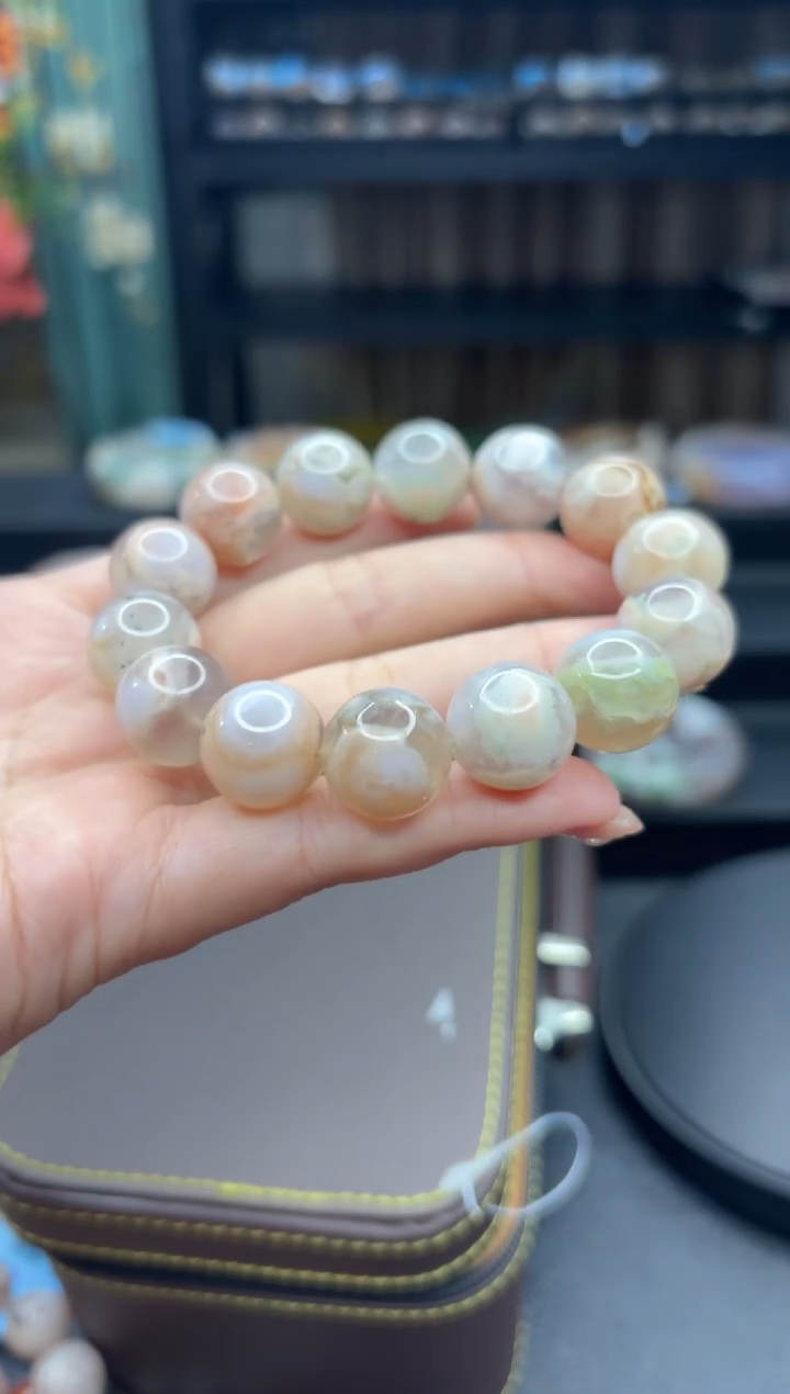 【闪购商品】石英质玉手链未镶嵌864