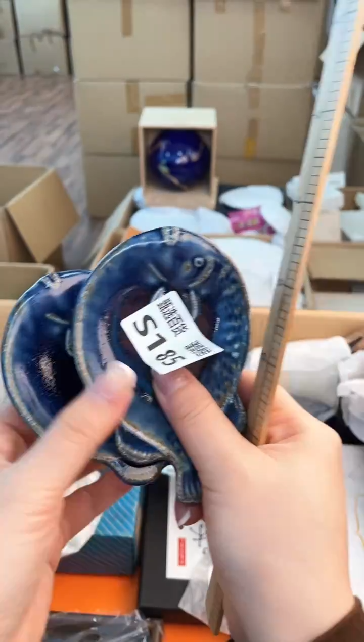 碟子啦****啦如图所示 米妮甄选