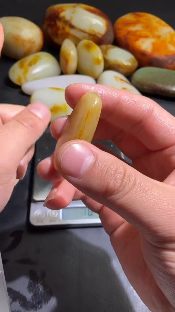 【闪购商品】和田玉（糖玉）吊坠未镶嵌和田玉籽石吊坠