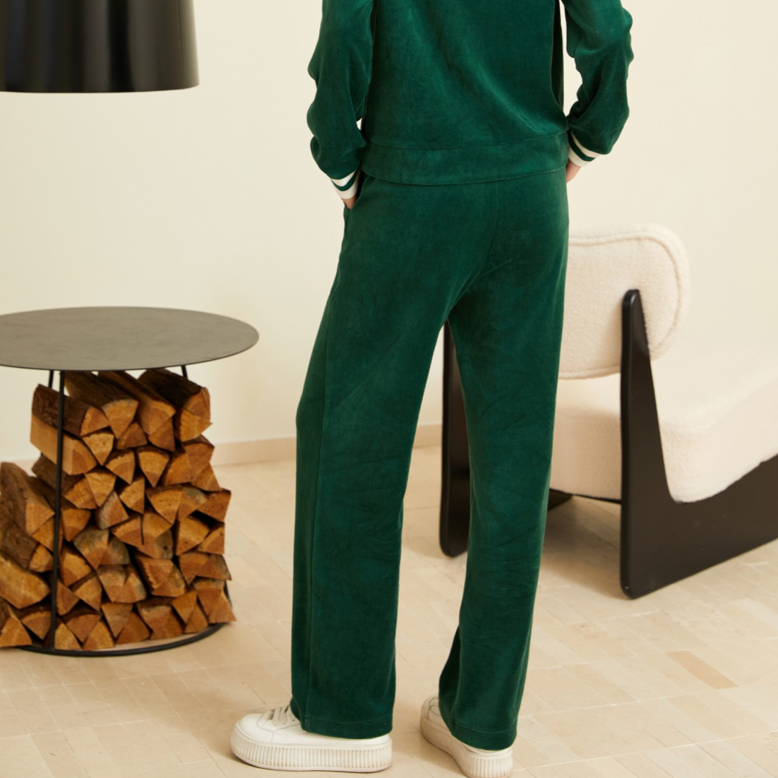 十二篮专选25春新款都市宽松休闲棉绒直筒休闲裤女7C65120020