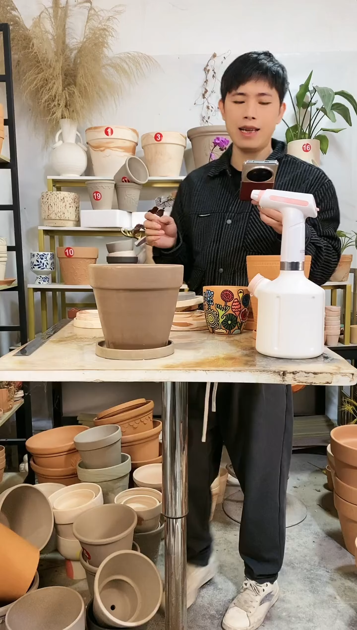 【闪购商品】红陶17.5*16灰陶国际 1盆1托