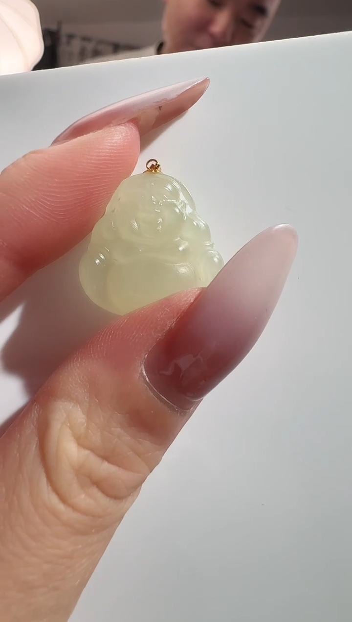 和田玉18K金镶嵌颈饰佛公