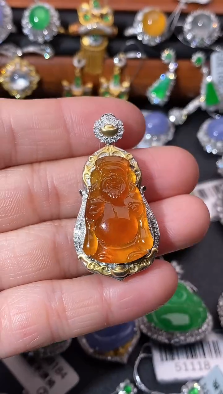 【闪购商品】翡翠吊坠(不含链)18K金镶嵌吊坠