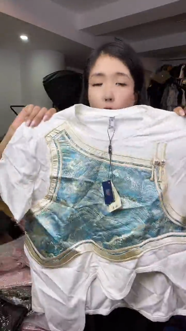 半袖       2XL码    130-140斤