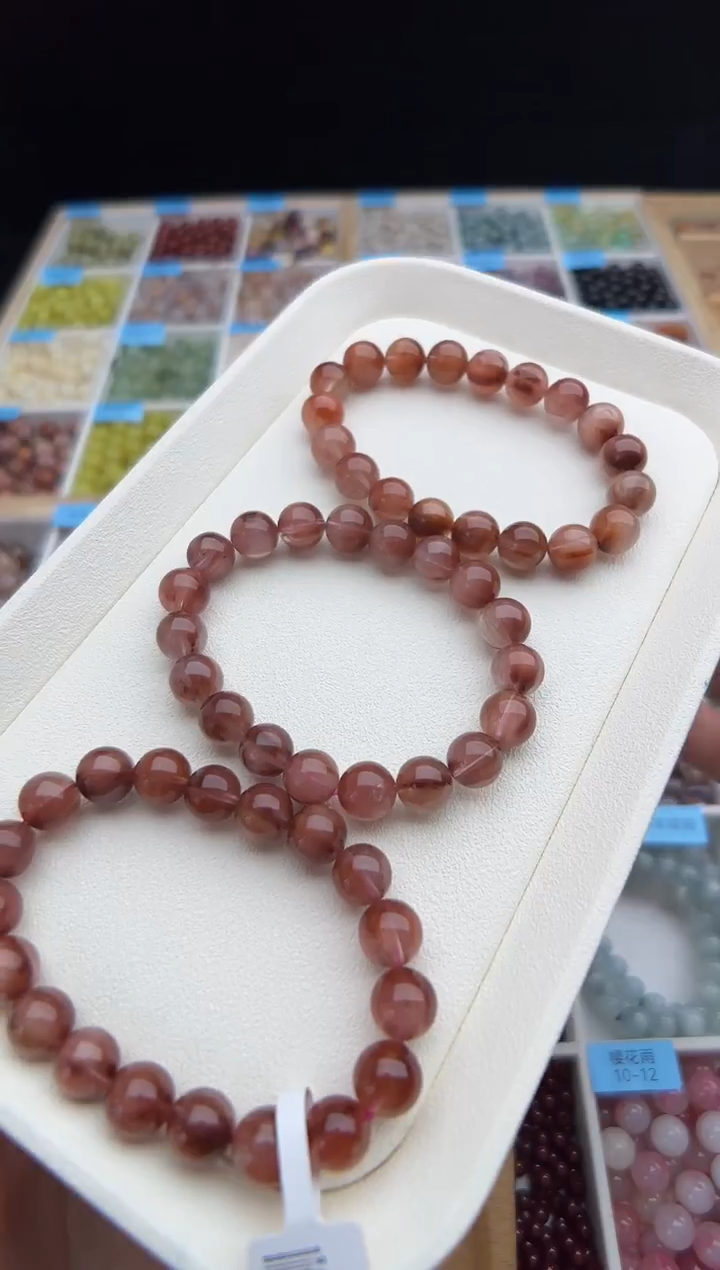 未镶嵌手串水晶800（需拍九个）红兔毛手串10mm多样性发一
