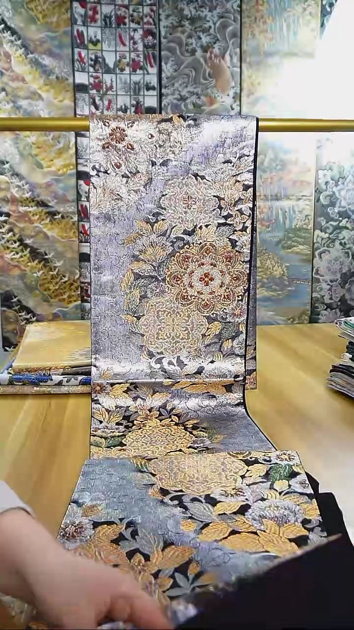 【闪购商品】织绣织锦158彩金宝相花