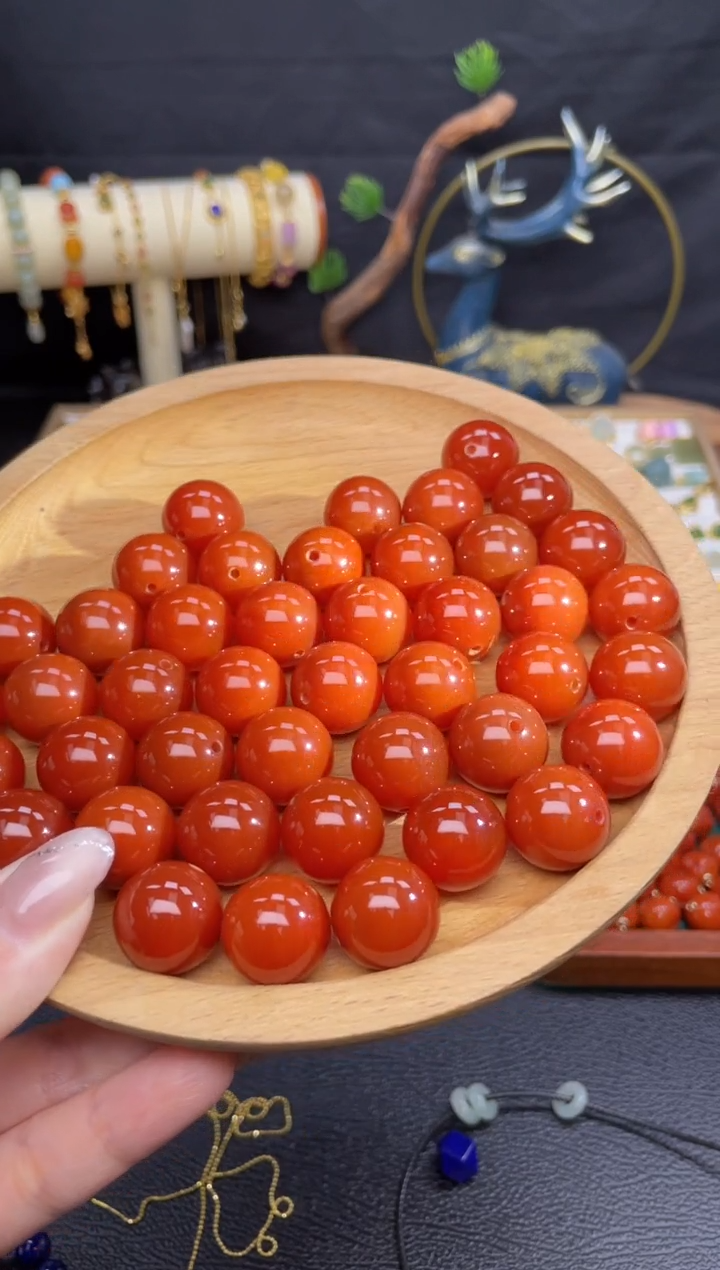 【闪购商品】南红玛瑙散珠未镶嵌15-16mm顶珠（多样性发货）