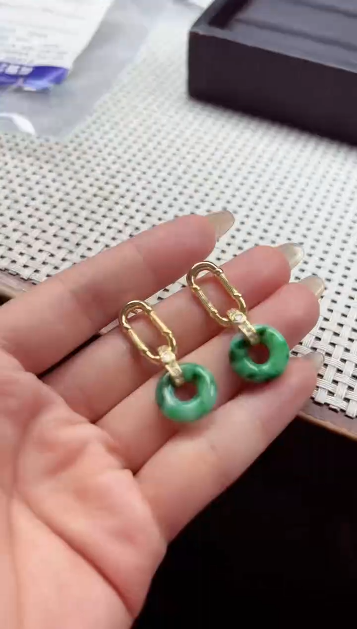 【闪购商品】翡翠耳饰银S925镶嵌耳饰