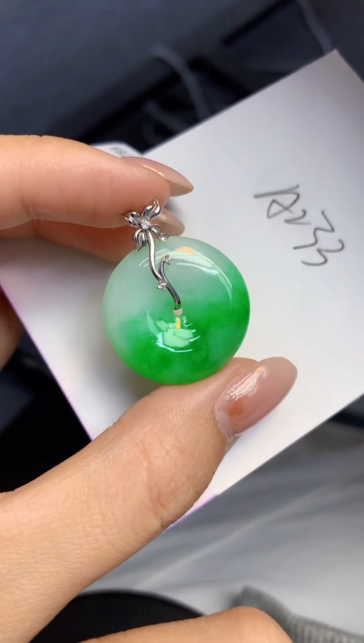 颈饰18K金镶嵌翡翠天然A货缅甸翡翠百元以上9元证书费自理