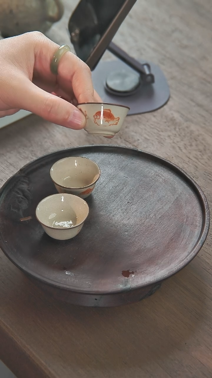 其他包铜梵红小鱼一口杯3只款....