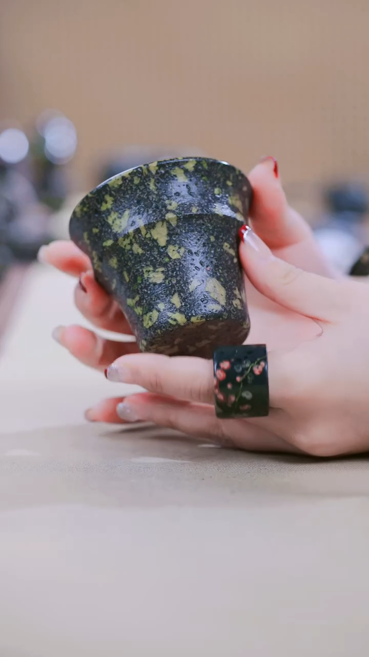 【闪购商品】寻武记A梅花玉玉杯一物一拍