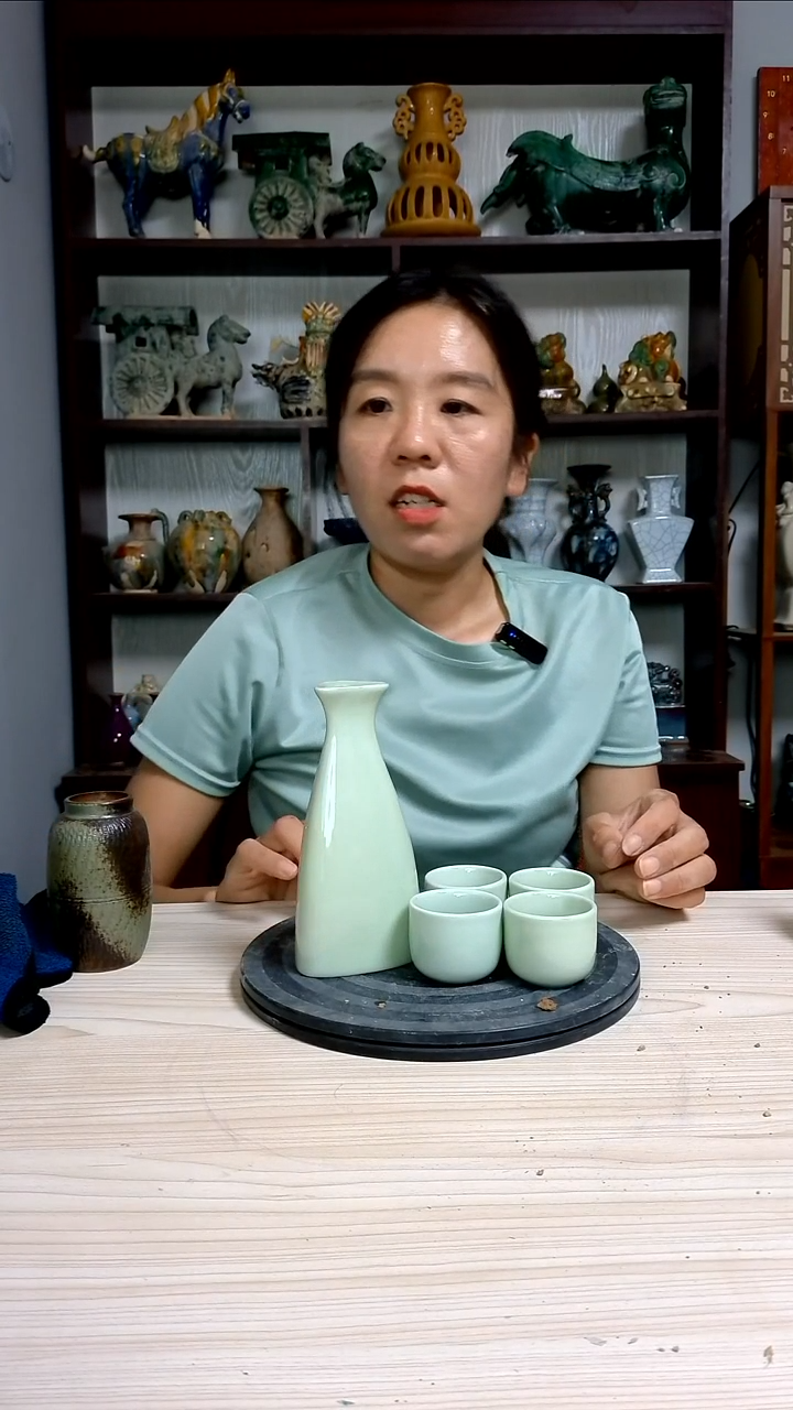 经典精美复古风格瓷器