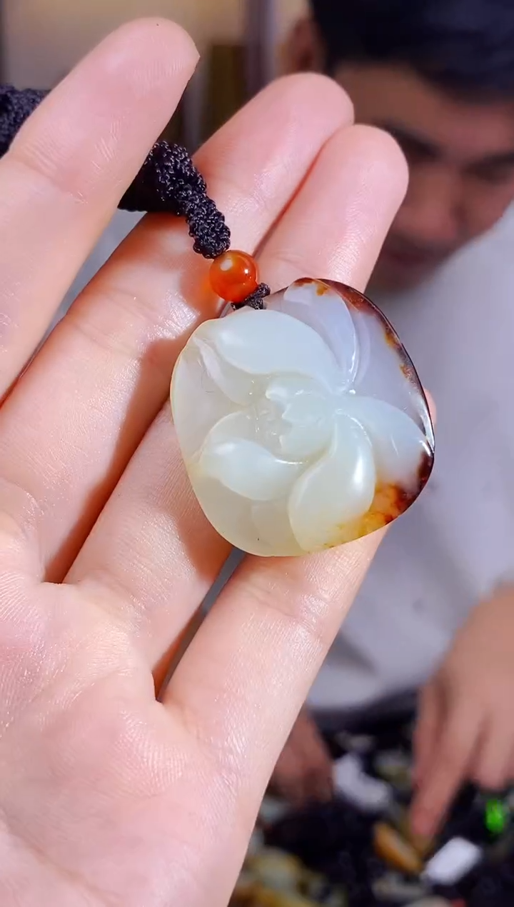 【闪购商品】和田玉颈饰未镶嵌1