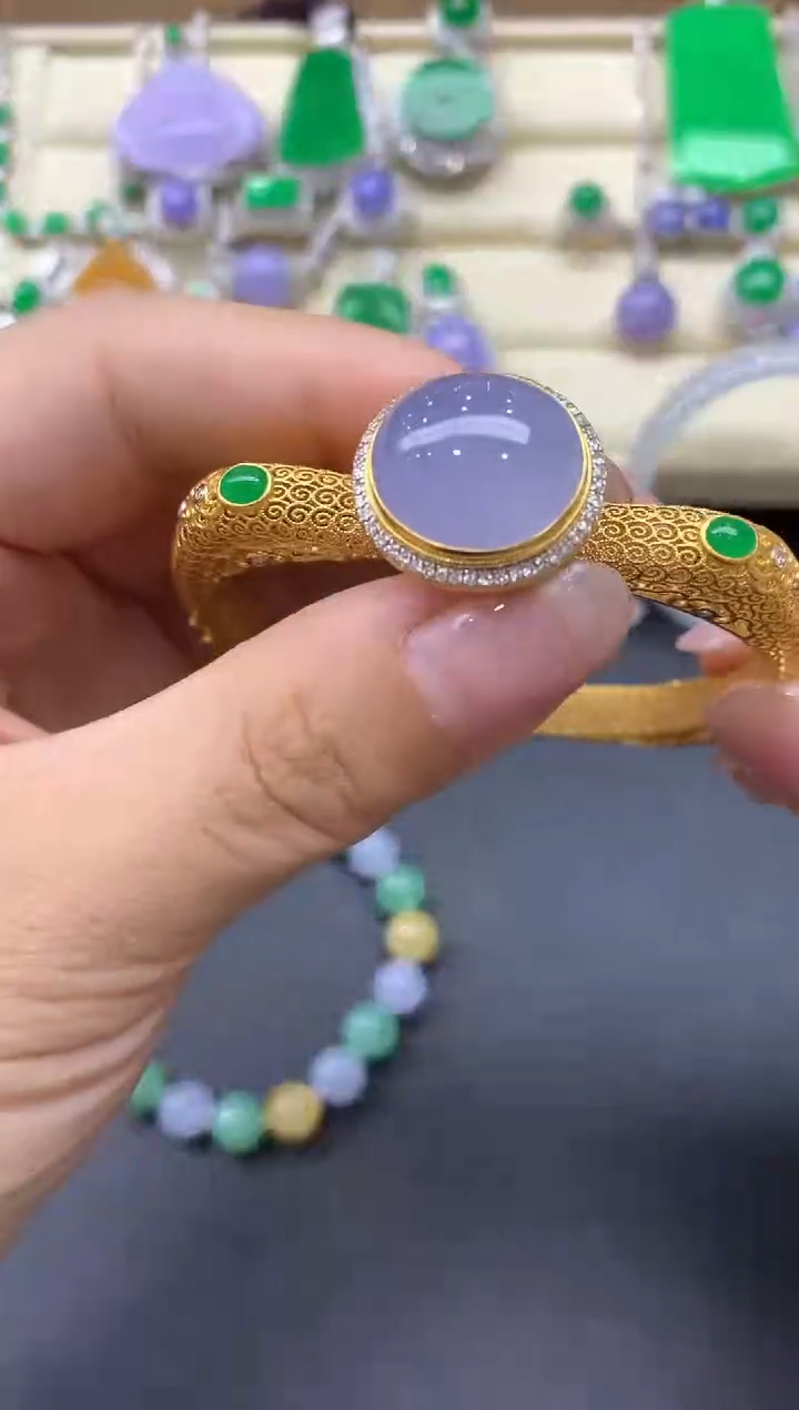 【闪购商品】翡翠手镯18K金镶嵌571-中国好珍宝