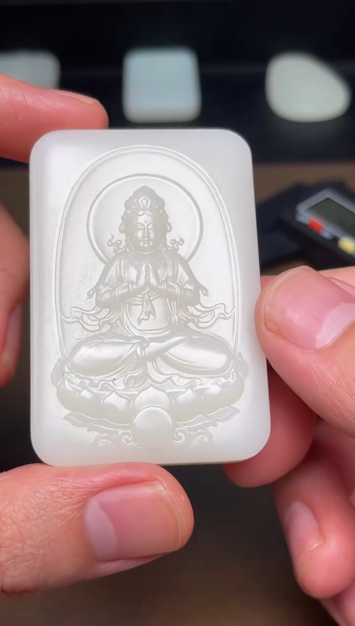 【闪购商品】和田玉颈饰未镶嵌80 薄