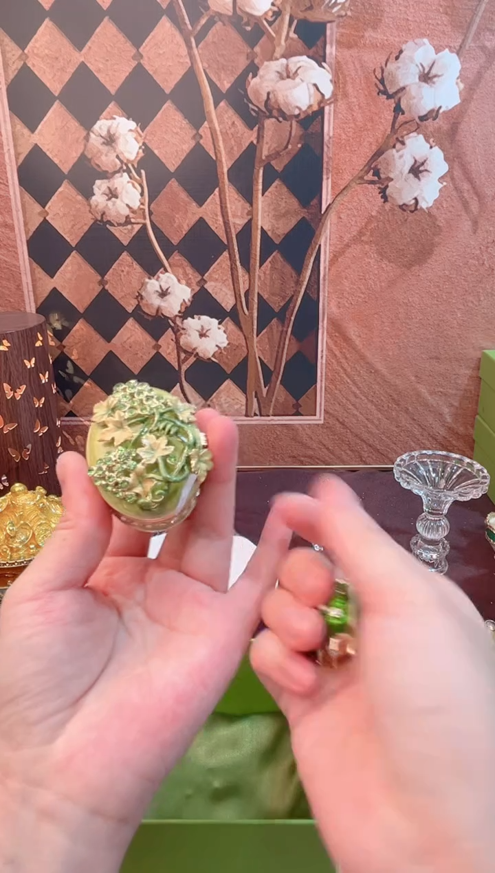 锌合金珐琅首饰盒默认微瑕拆盒不退介意勿拍～～～～！！！绿葡萄加小包