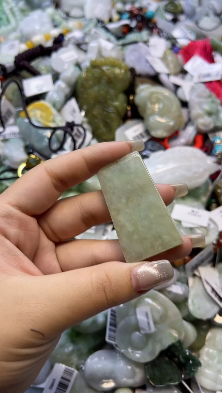 【闪购商品】翡翠颈饰未镶嵌00000482