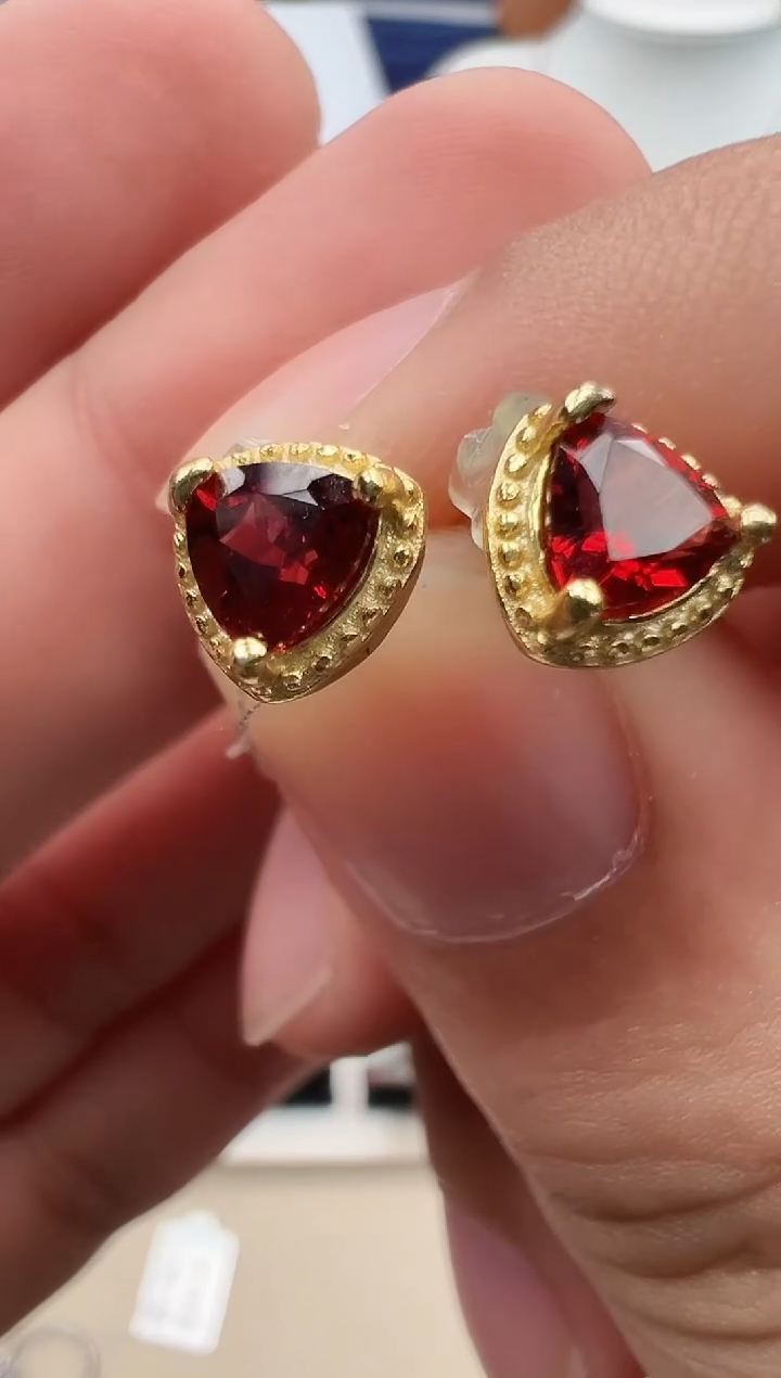 银S925镀金镶嵌耳饰石榴石32