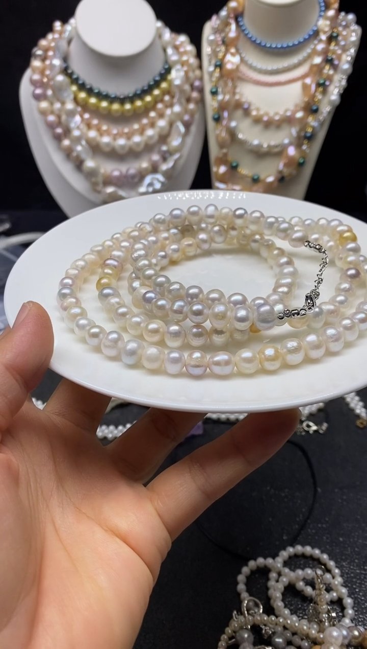 颈饰未镶嵌淡水珍珠多人