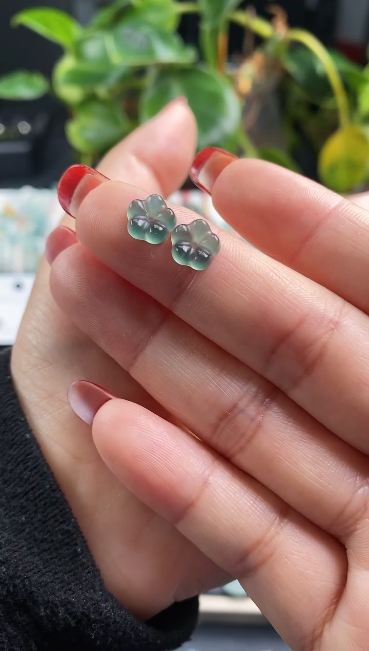 【闪购商品】翡翠裸石翡翠小花