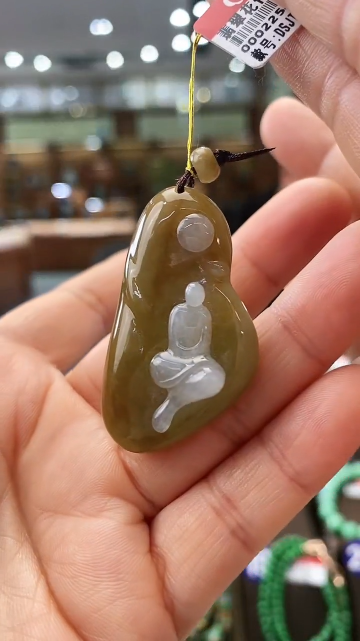 【闪购商品】翡翠颈饰未镶嵌悟道