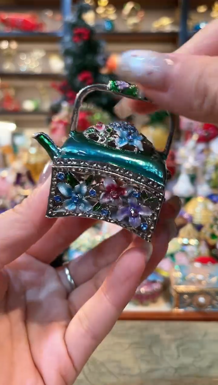 【闪购商品】 珐琅彩精致首饰盒