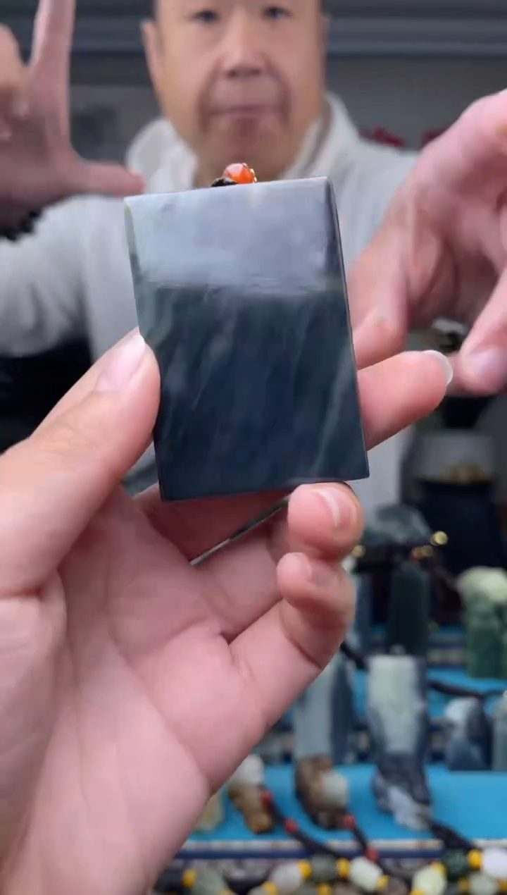 未镶嵌和田玉挂件1